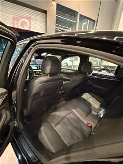 بی ئێم دەبڵیو سیریەس 5